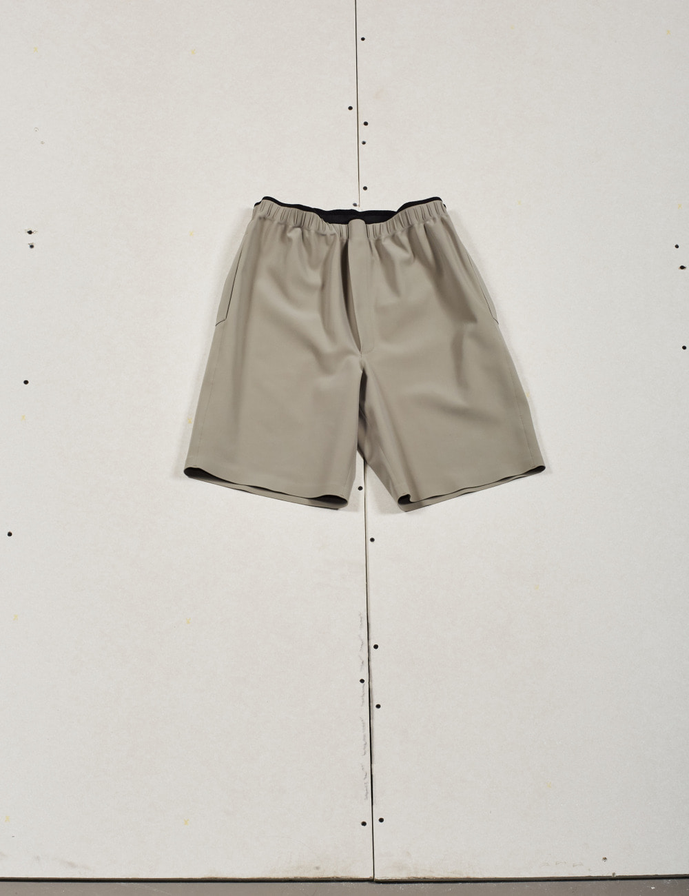 TAPED BONDED SHORTS_PEBBLE GREY