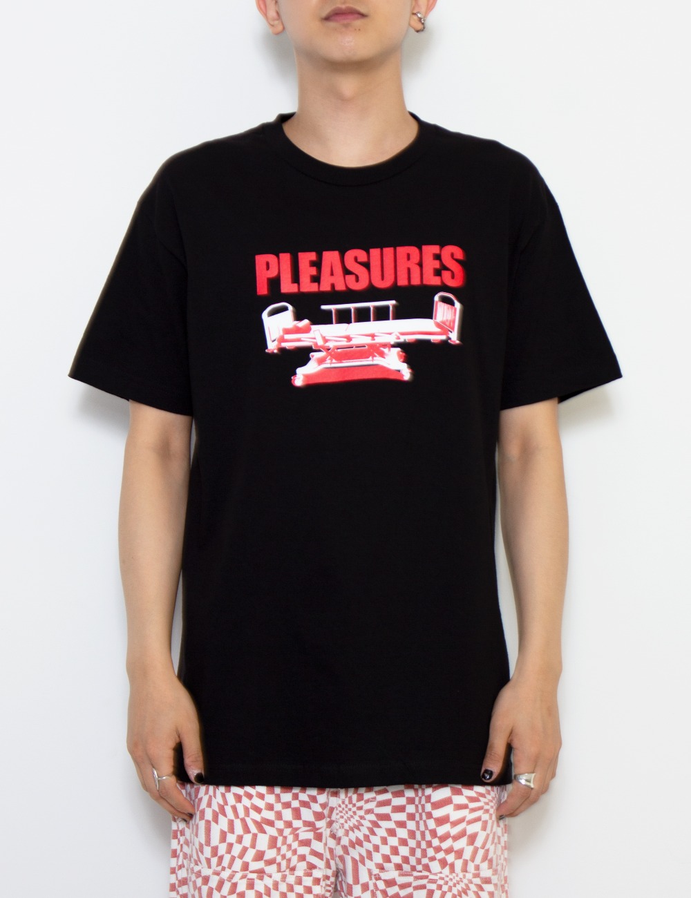 BED T-SHIRT_BLACK