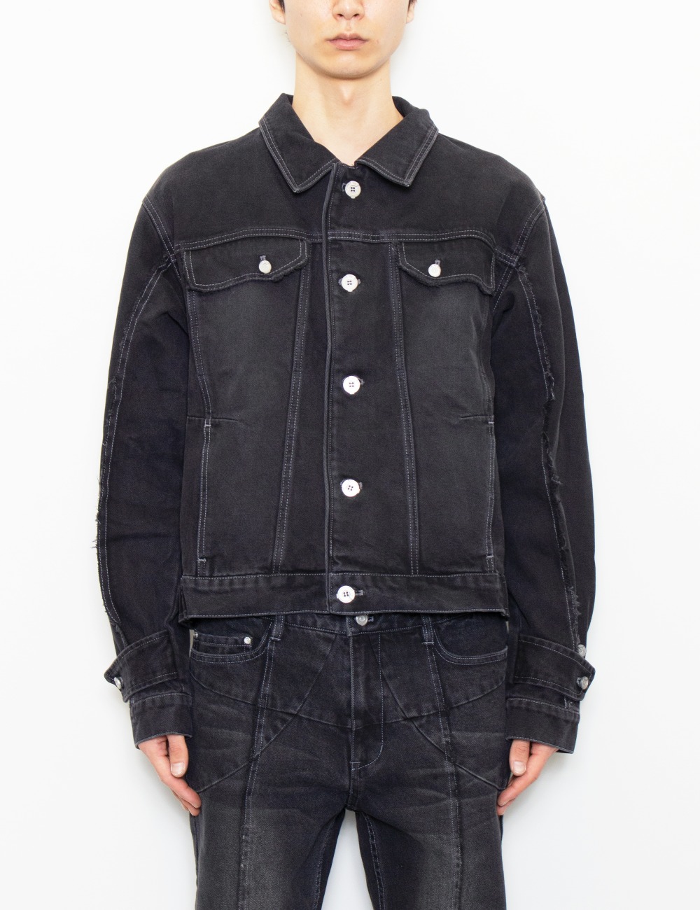 ASTEROID RAW EDGE DENIM JACKET_BLACK