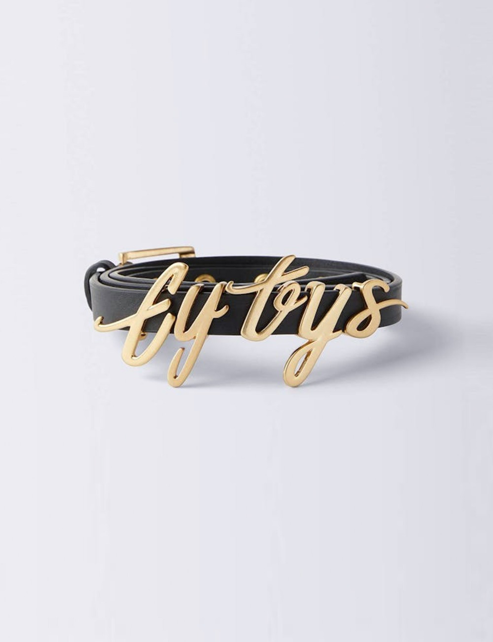 SCRIPT_GOLD/BLACK