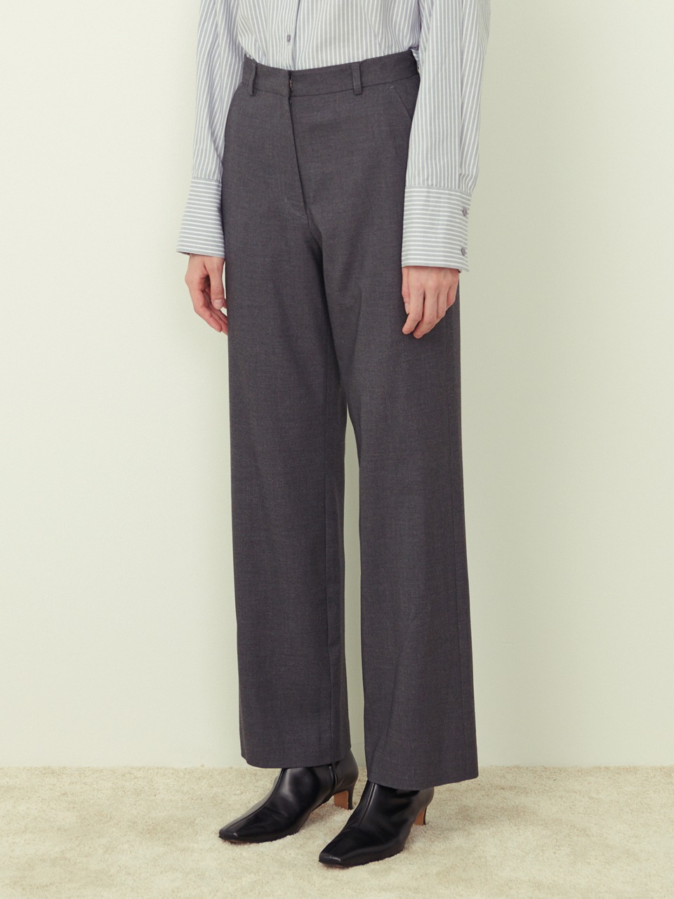 Nova Straight Pants Dark Grey