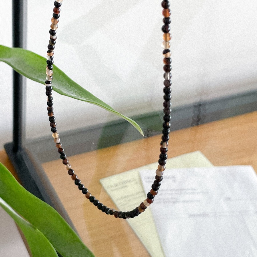 Regression layer necklace