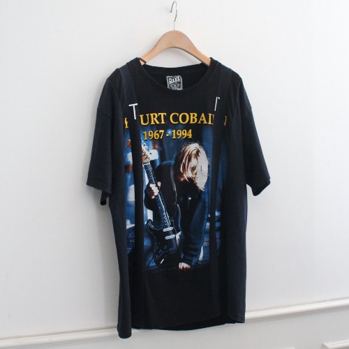 NIRVANA KURT COBAIN REMAKE TEE