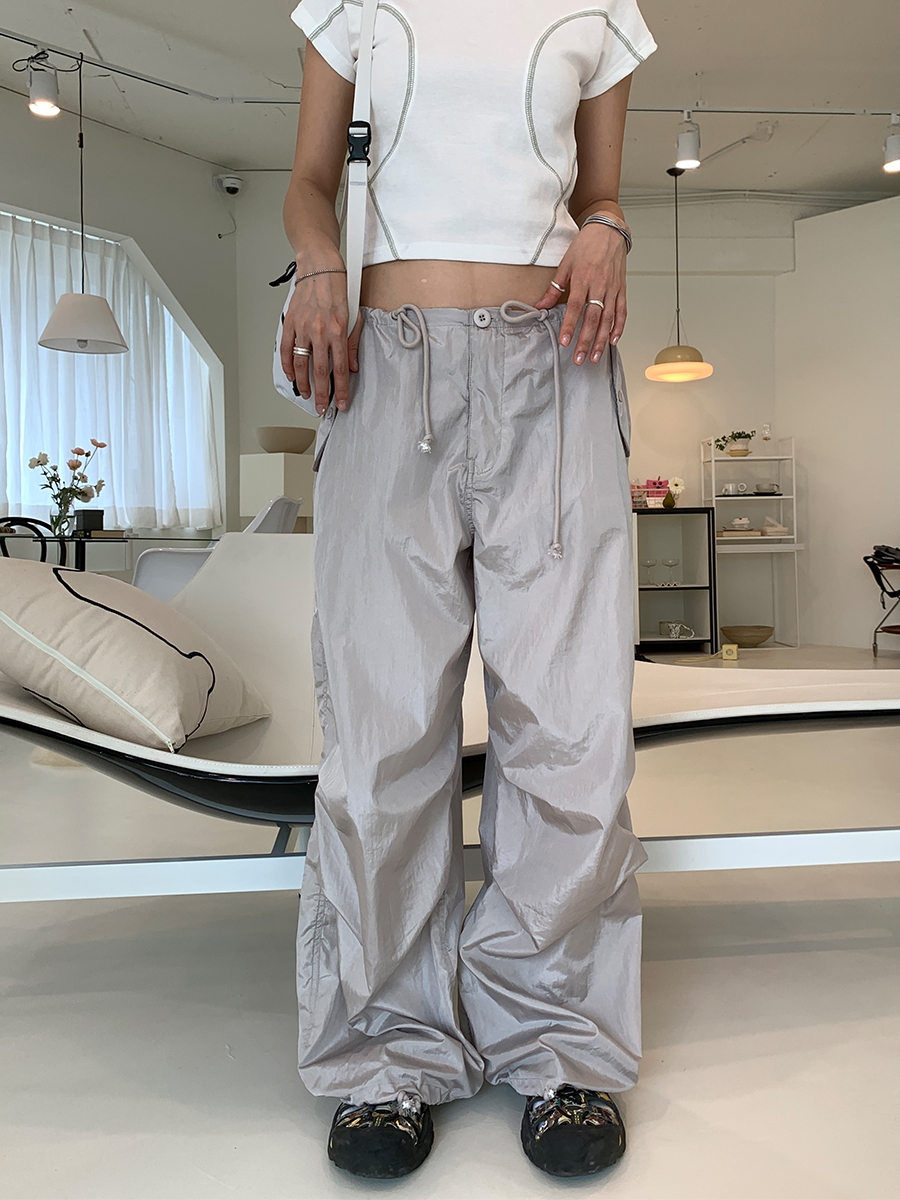 [BEST] Gloss parachute pants (2color)