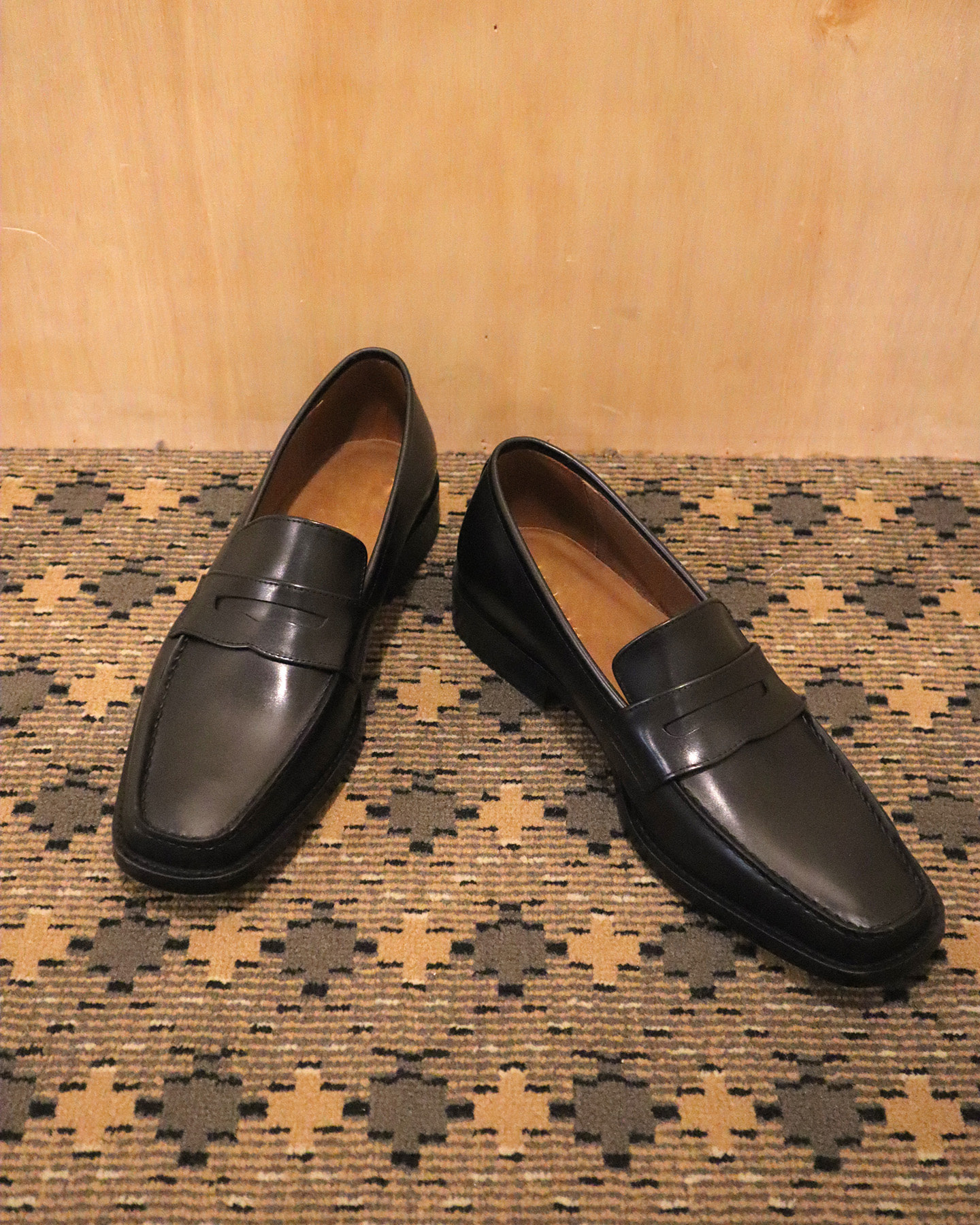 sleek loafer