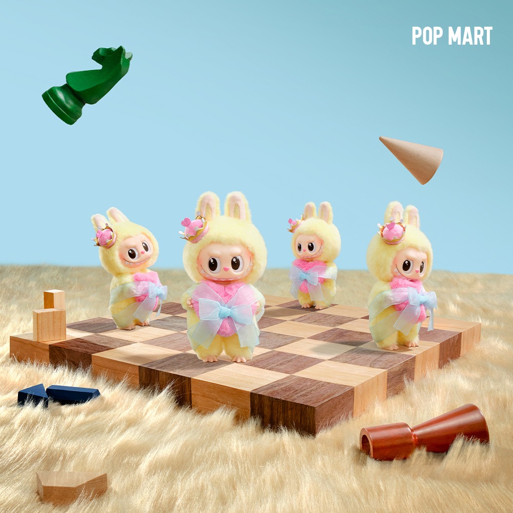 POP MART KOREA, THE MONSTERS 체크메이트 카지노리거 인형 키링