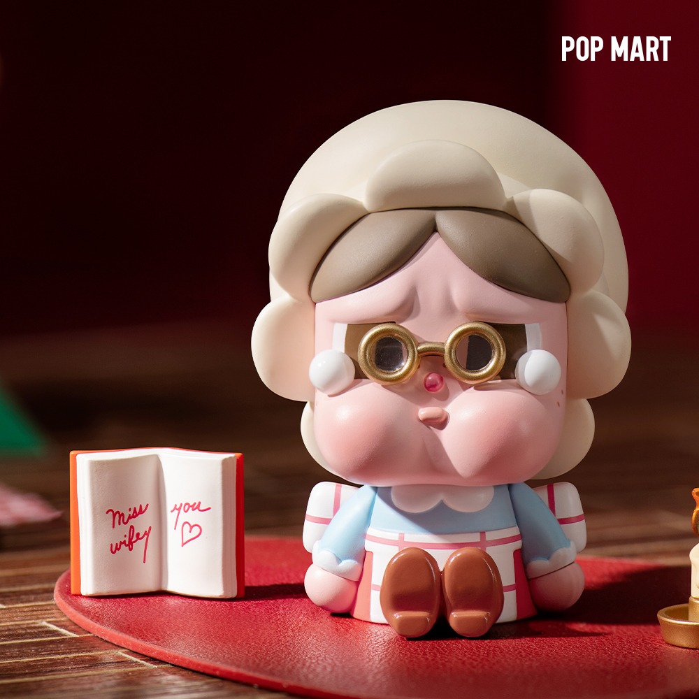 POP MART KOREA, Crybaby Lonely Christmas - 크라이 베이비 외로운 크리스마스 2022 시리즈 (랜덤)
