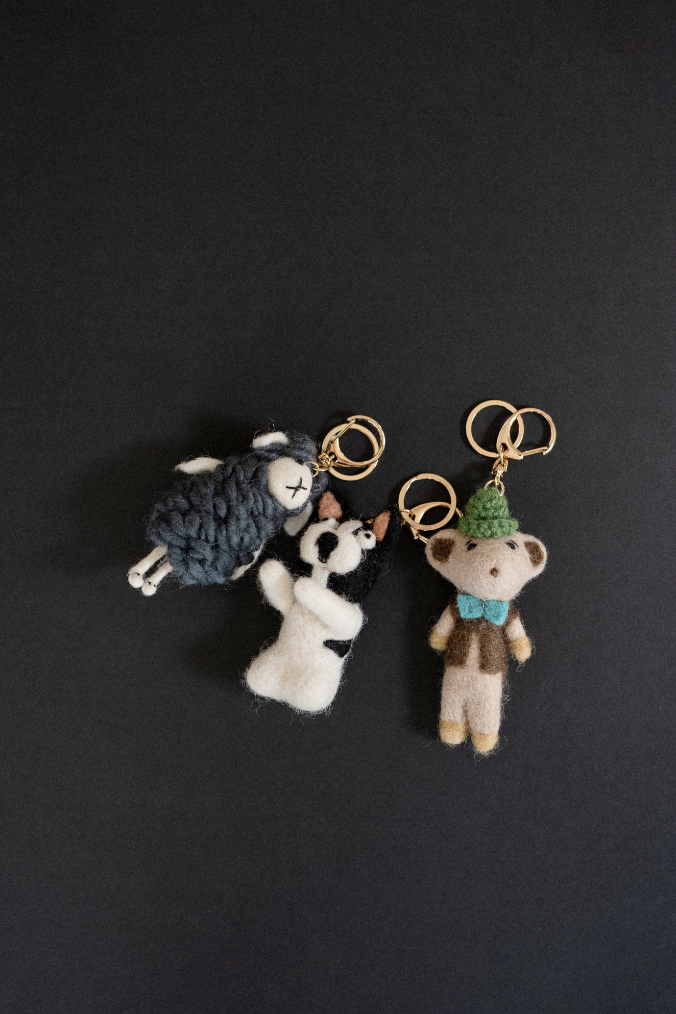 18730_Wool Keyring