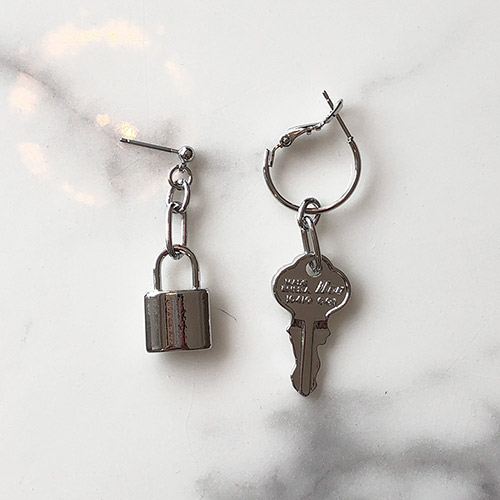 lock + key earring