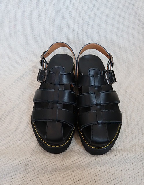 black three line sandle