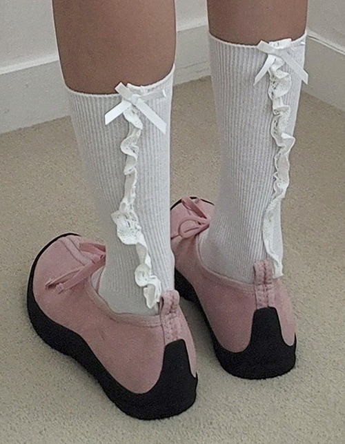 back frill socks (2 colors)