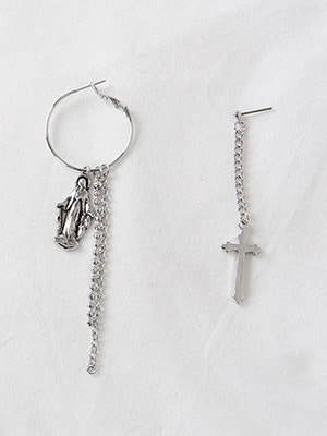 cross + ring rosario unbalance earring