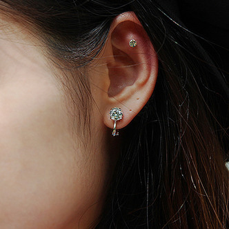 cubic ear cuff