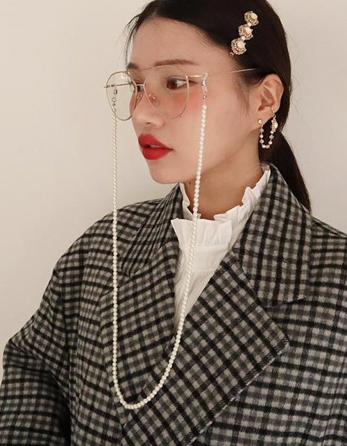 all pearl eyeglasses strap