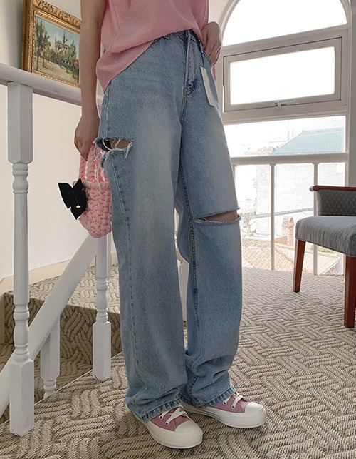 two cuts off denim pants