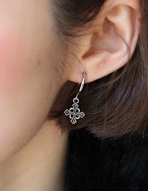 antique celtic cross earcuff