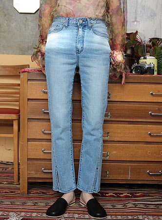 front slit denim bootscut jean