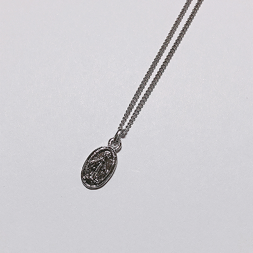 rosario mini necklace