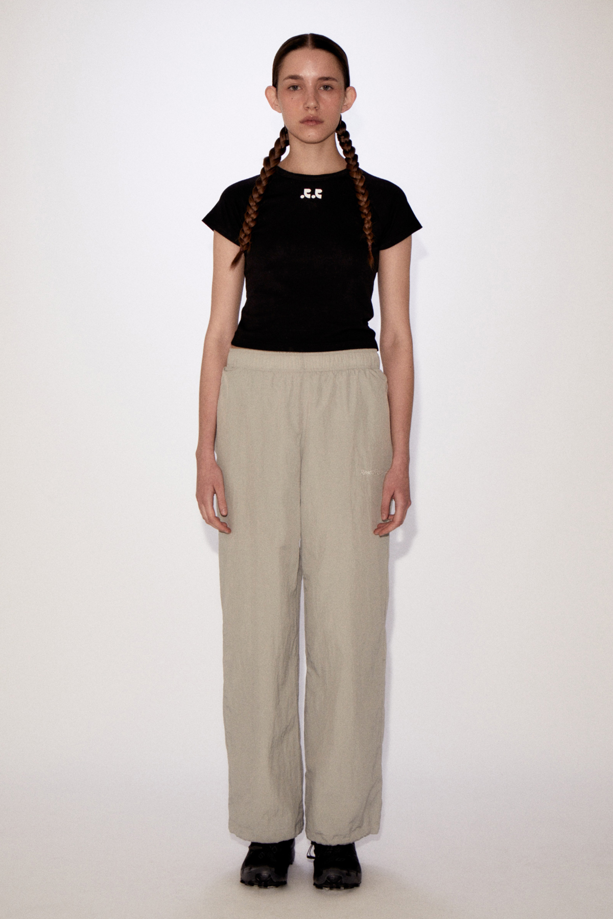 ★韓国人気★Rest&Recreation★RR NYLON JOGGER PANTS RR NYLON JOGGER PANTS - LIGHTGREY - rest and recreation