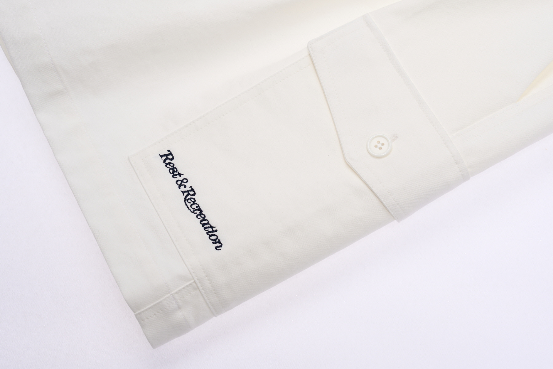 RR PLEATED SHORTS - WHITE - rest and recreation
