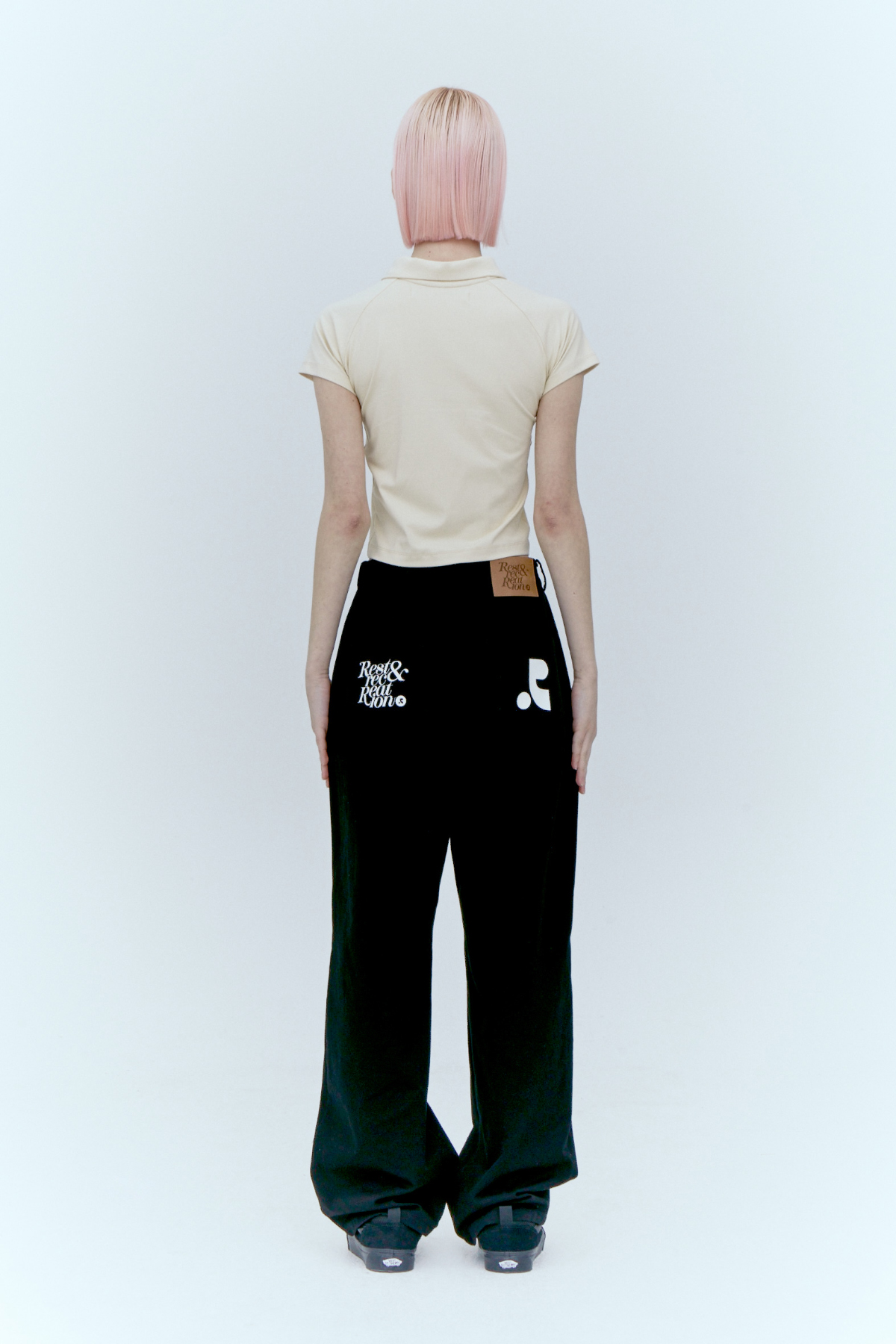 LOGO COTTON PANTS - BLACK - rest and recreation