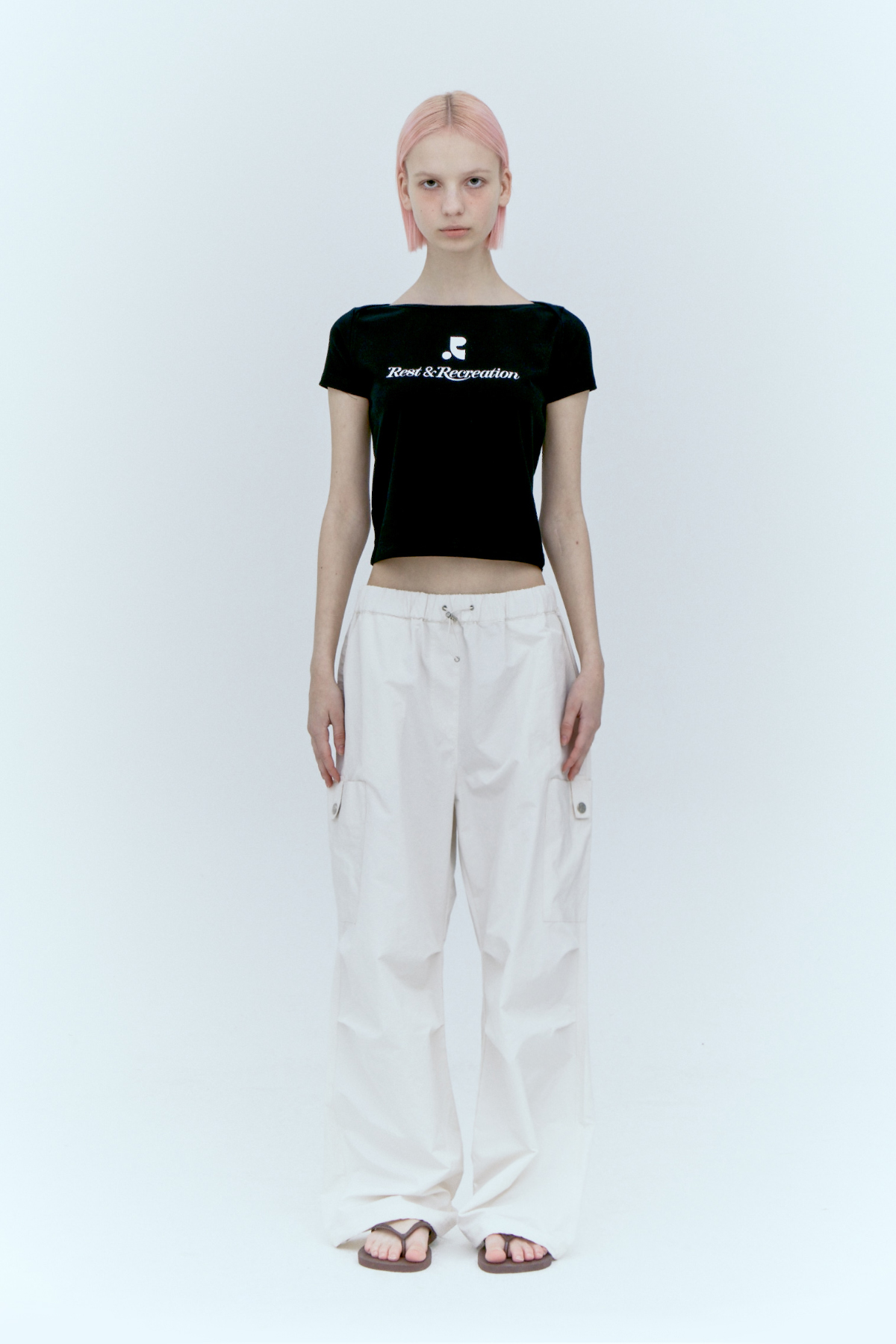 【Rest & Recreation】LOGO LIP NECK T-SHIRT LOGO LIP NECK T-SHIRT - BLACK - rest and recreation