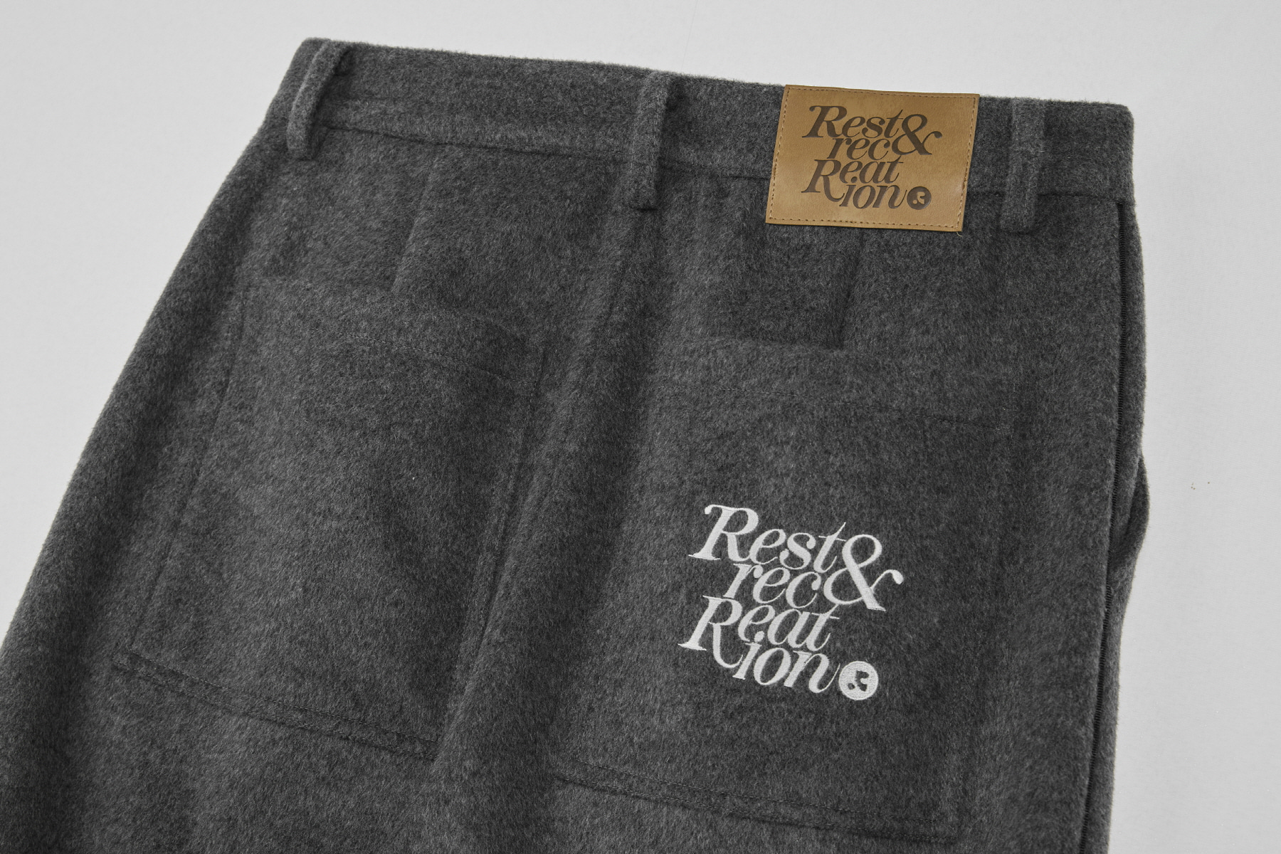 PIPING WOOL PANTS - GREY - rest and recreation