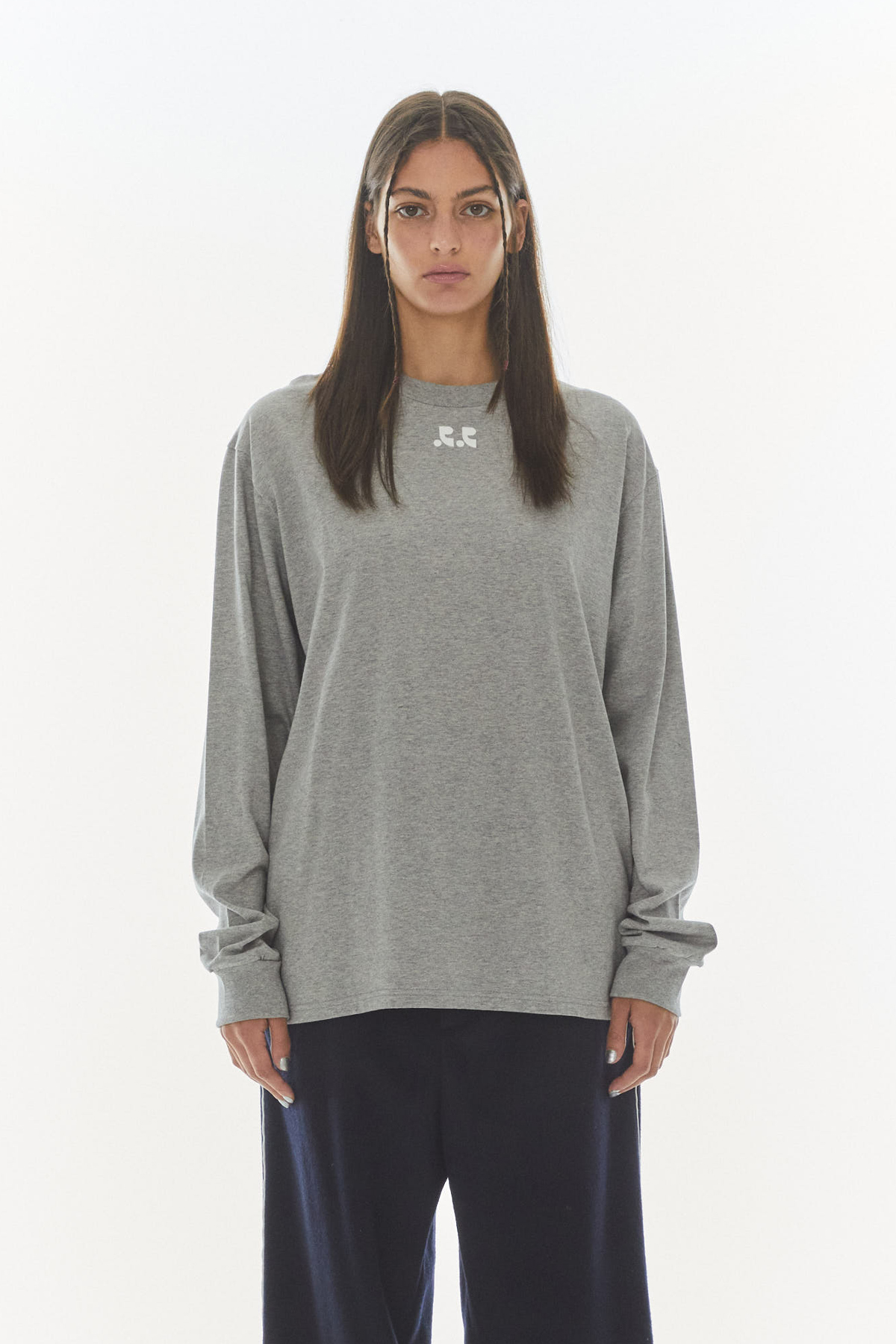 LOGO OVERSIZED LONG SLEEVE T-SHIRT - GREY - rest and recreation