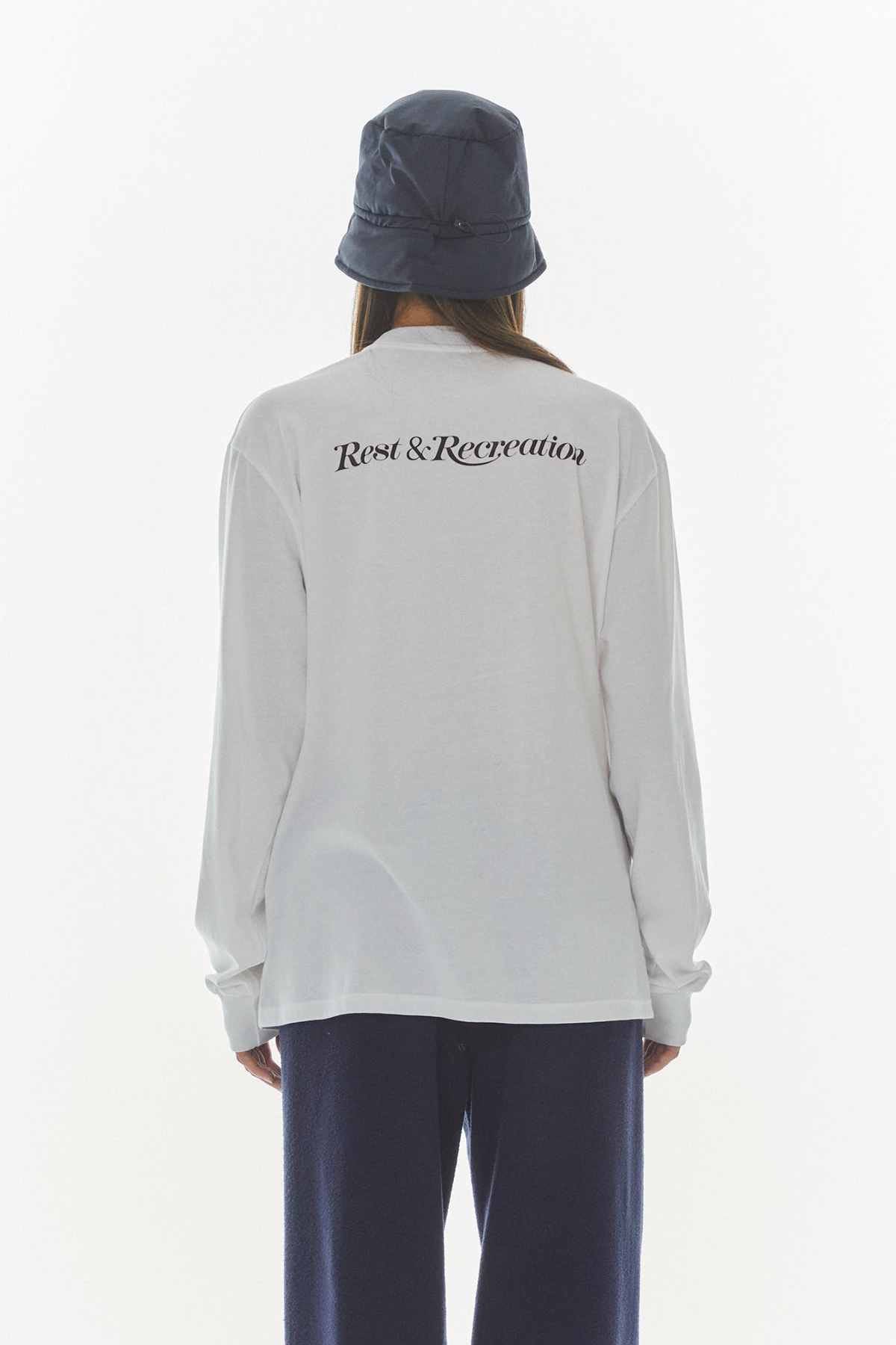 LOGO OVERSIZED LONG SLEEVE T-SHIRT - WHITE - rest and recreation