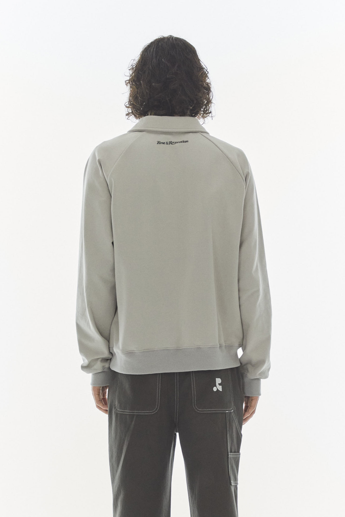 COLLAR RAGLAN SWEATSHIRT - GREY - rest and recreation
