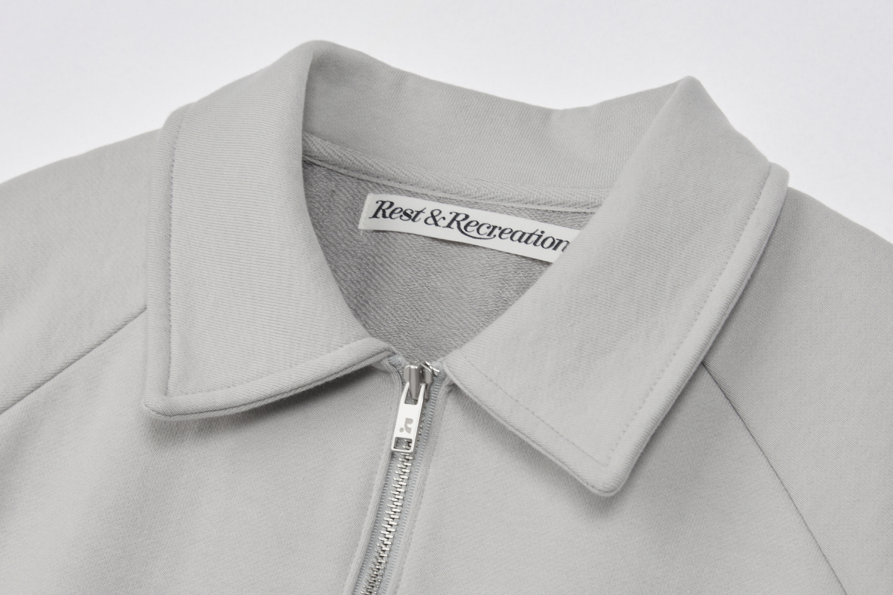 スウェット・トレーナー Rest & Recreation COLLAR RAGLAN SWEATSHIRT 4BFK984 RR243TP014GYF20_2.jpg?v=1734094089