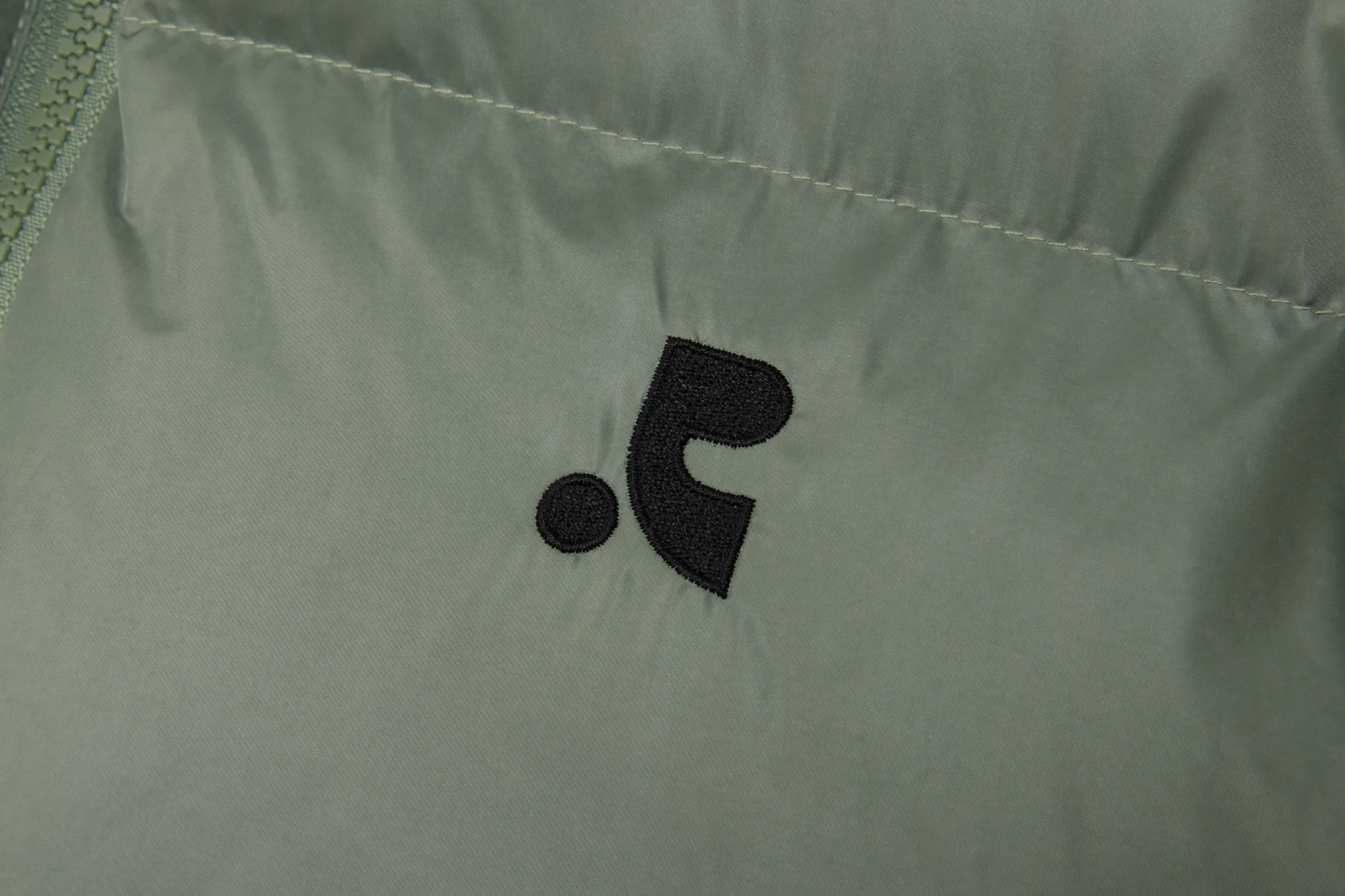 【Rest & Recreation】 2WAY HOOD DOWN JACKET / 追跡付 Rest&Recreation]2WAY HOOD DOWN JACKET /追跡付 (Rest