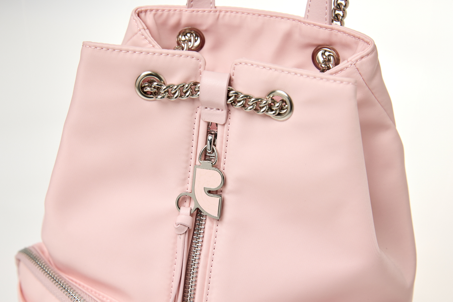 [Rest & Recreation] RR CHAIN BACKPACK ☆送料込☆ Rest & Recreation] RR CHAIN BACKPACK ☆送料込☆