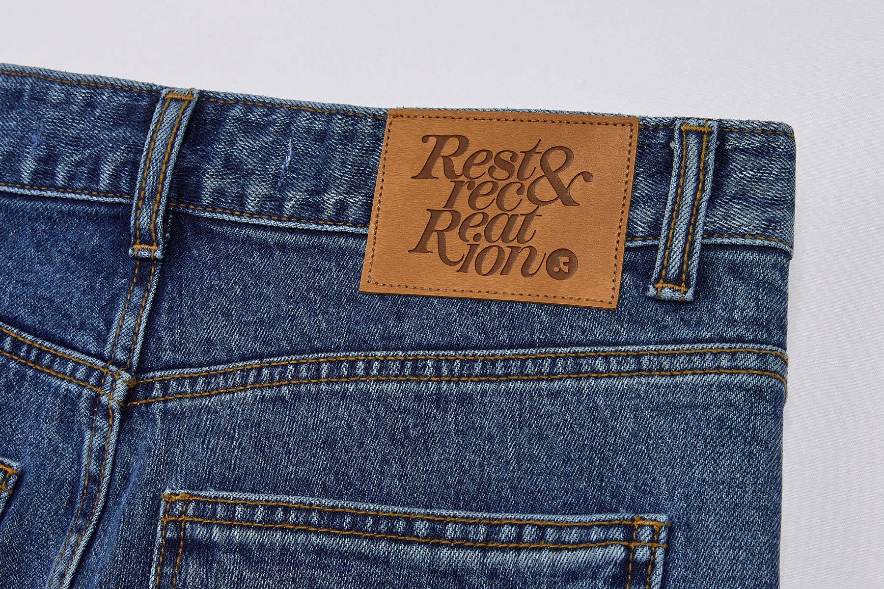WIDE FLARE JEANS - BLUE - rest and recreation