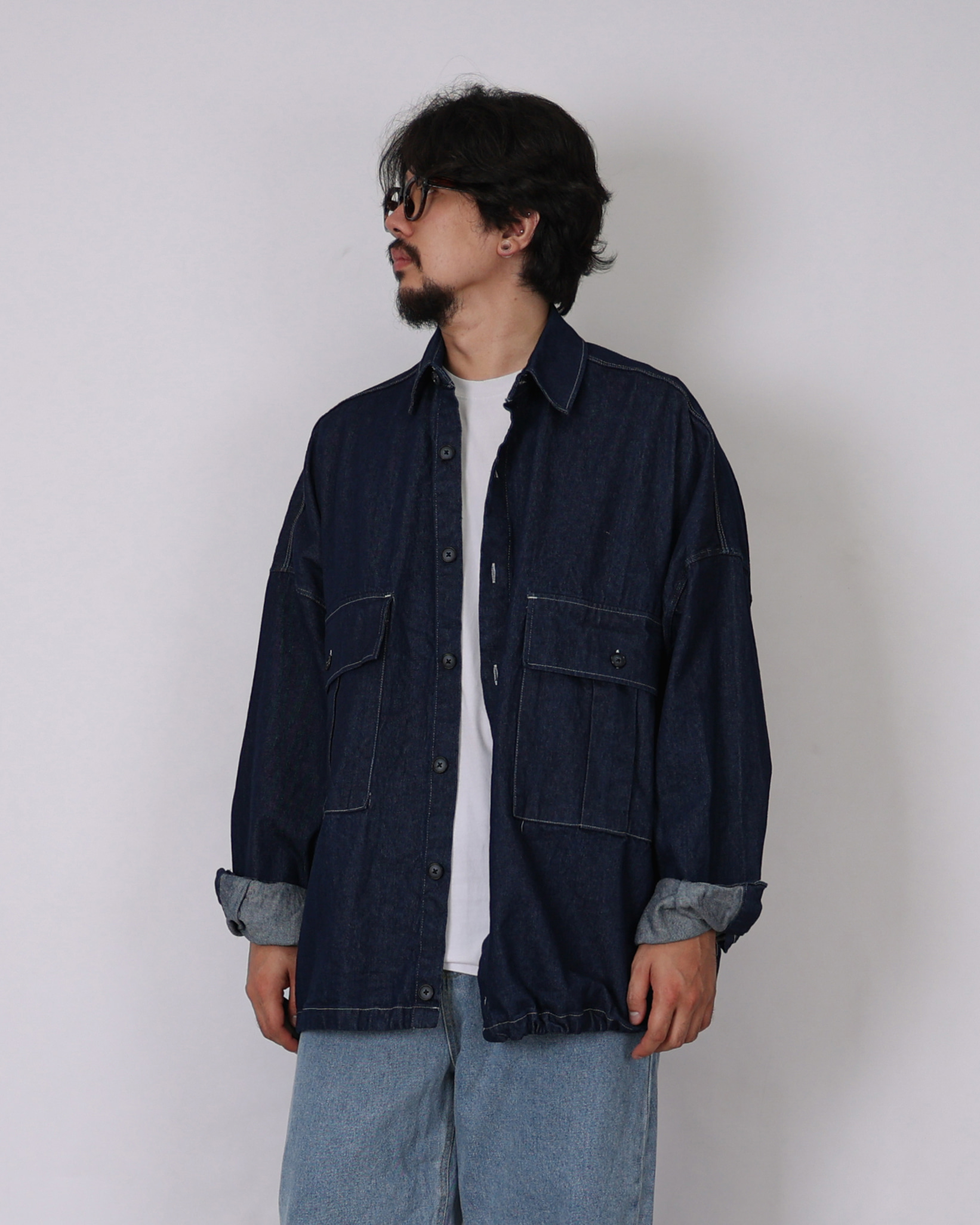 Farm Wide Cargo Pocket Denim Jacket (Black Denim/Blue Denim)