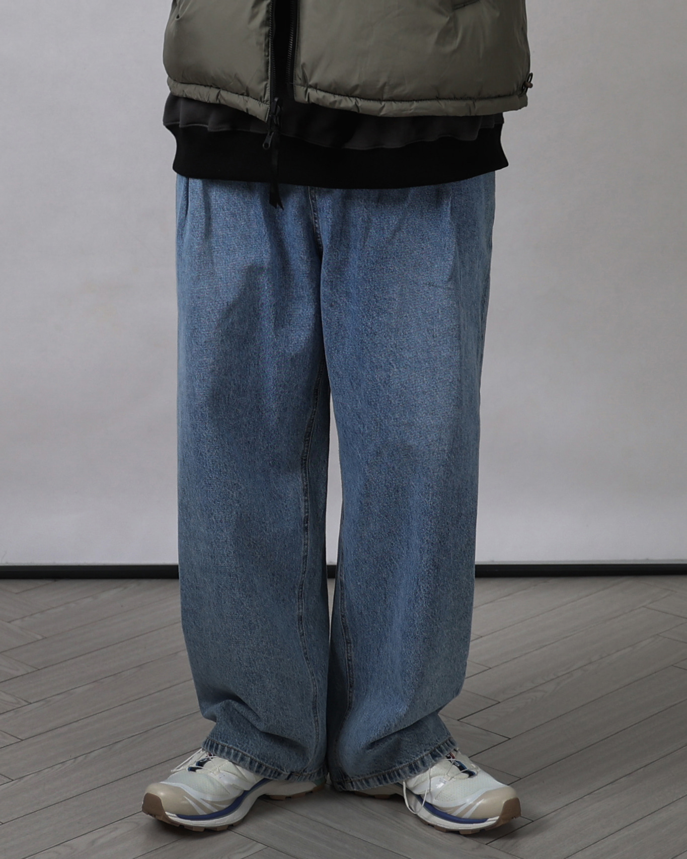 DUWS Wide Dimention Balloon Denim Pants (Black/Blue Denim/White)