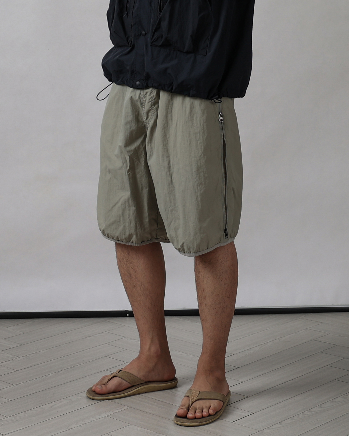 SPECT Ventile Side Zip Utility Shorts (Black/Olive)