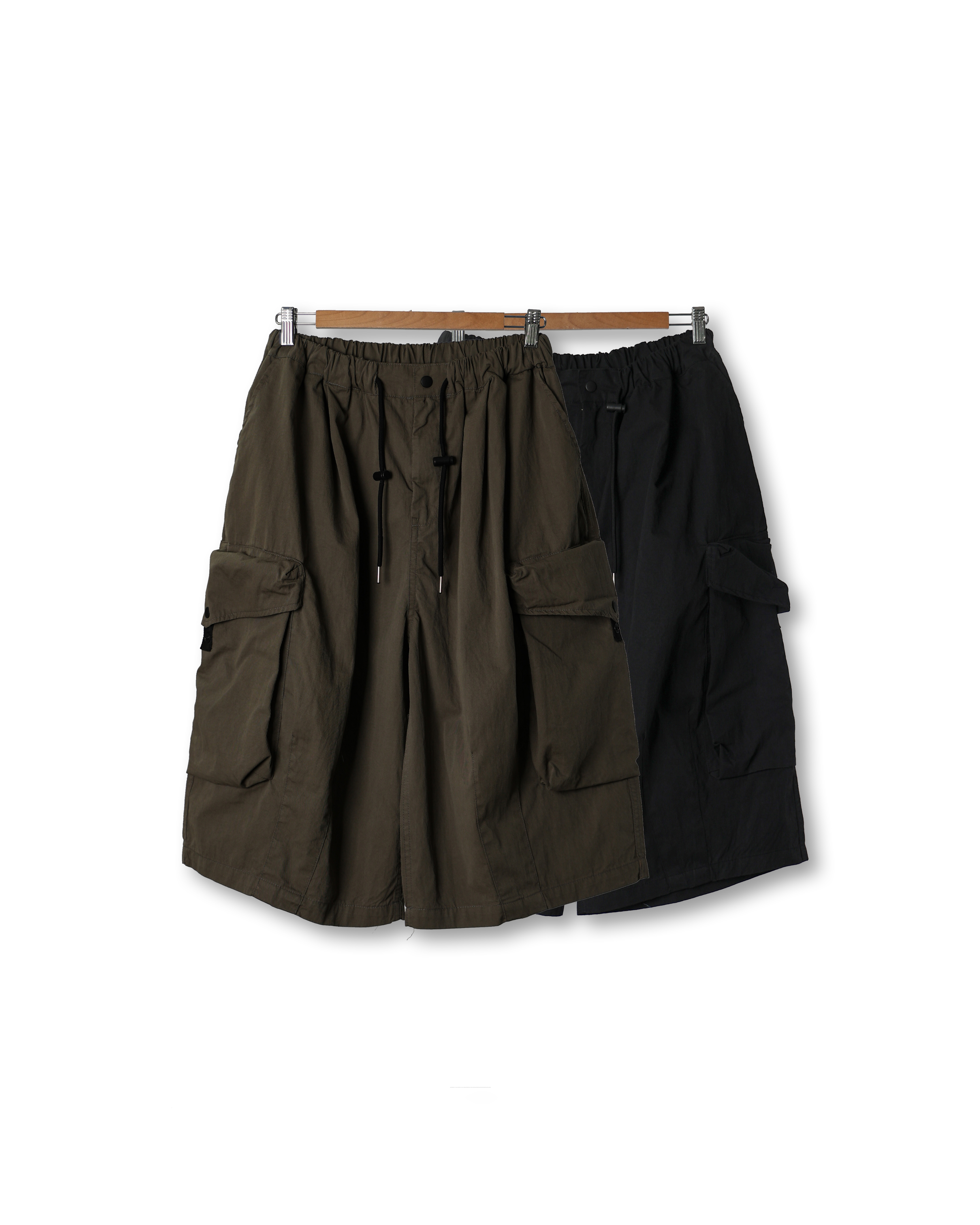 FARM UNBALANCED Cargo 6th Shorts (Black/Olive)