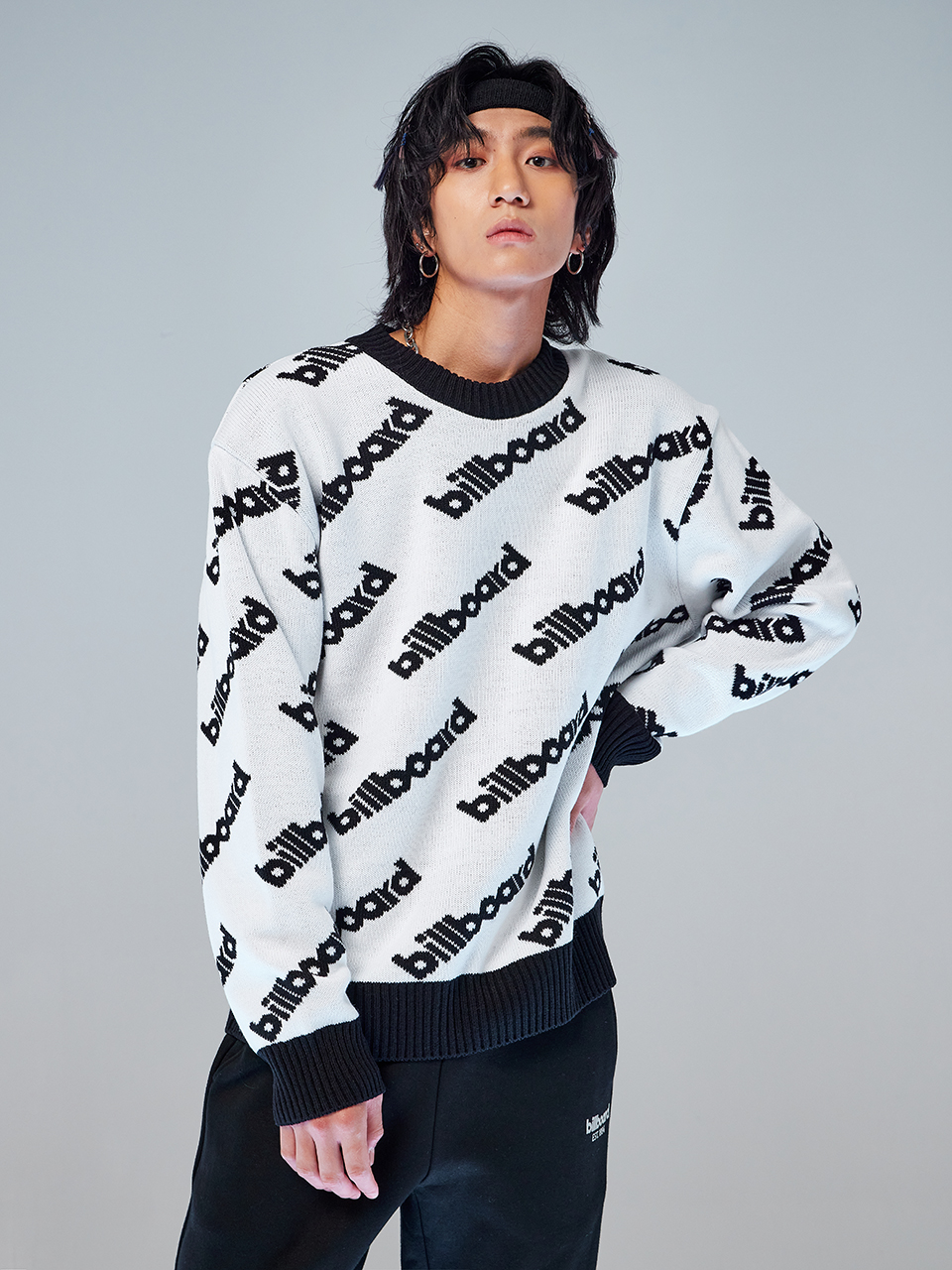 Logo pattern intasha knit_Black