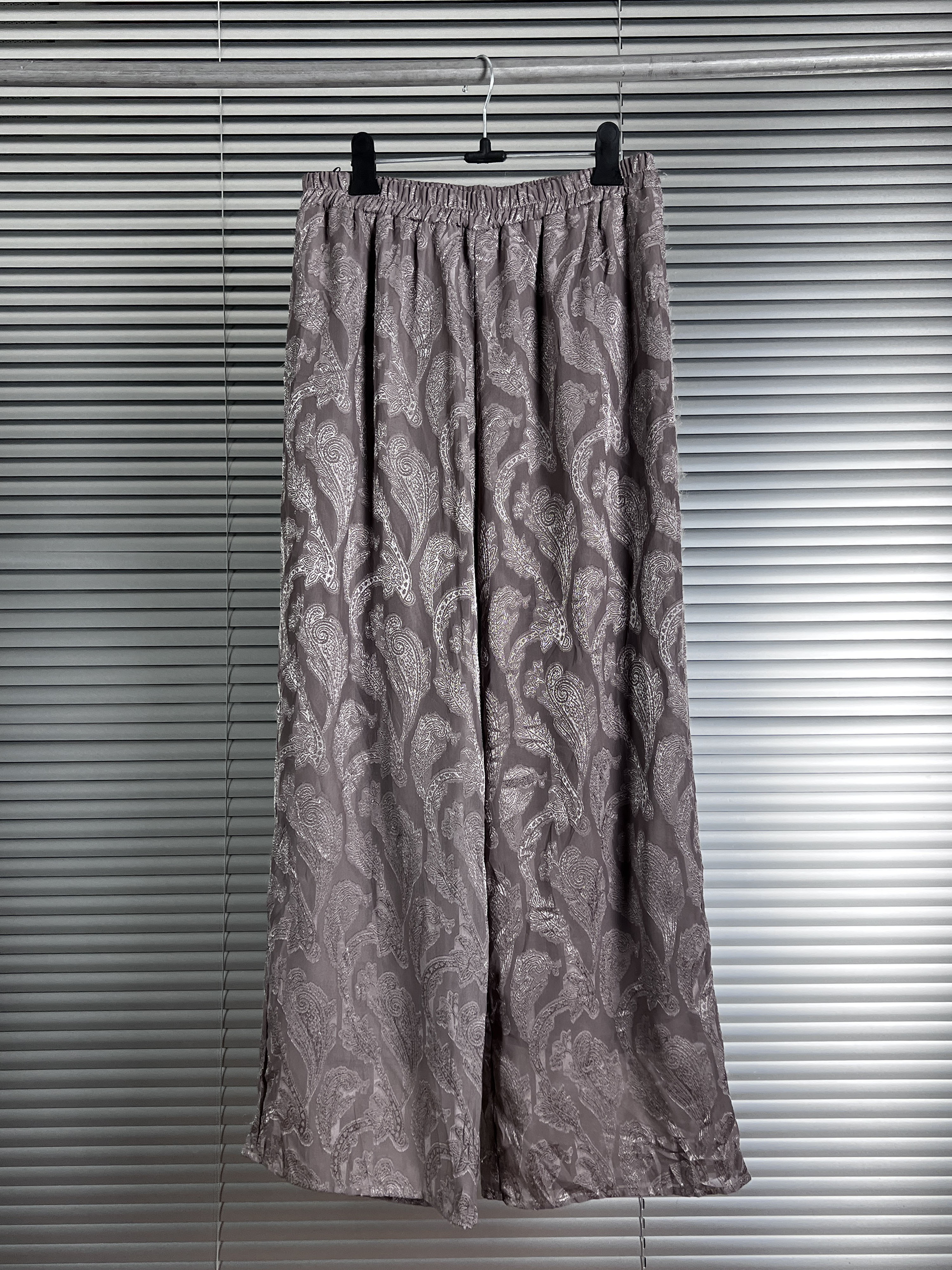 silky pattern pants