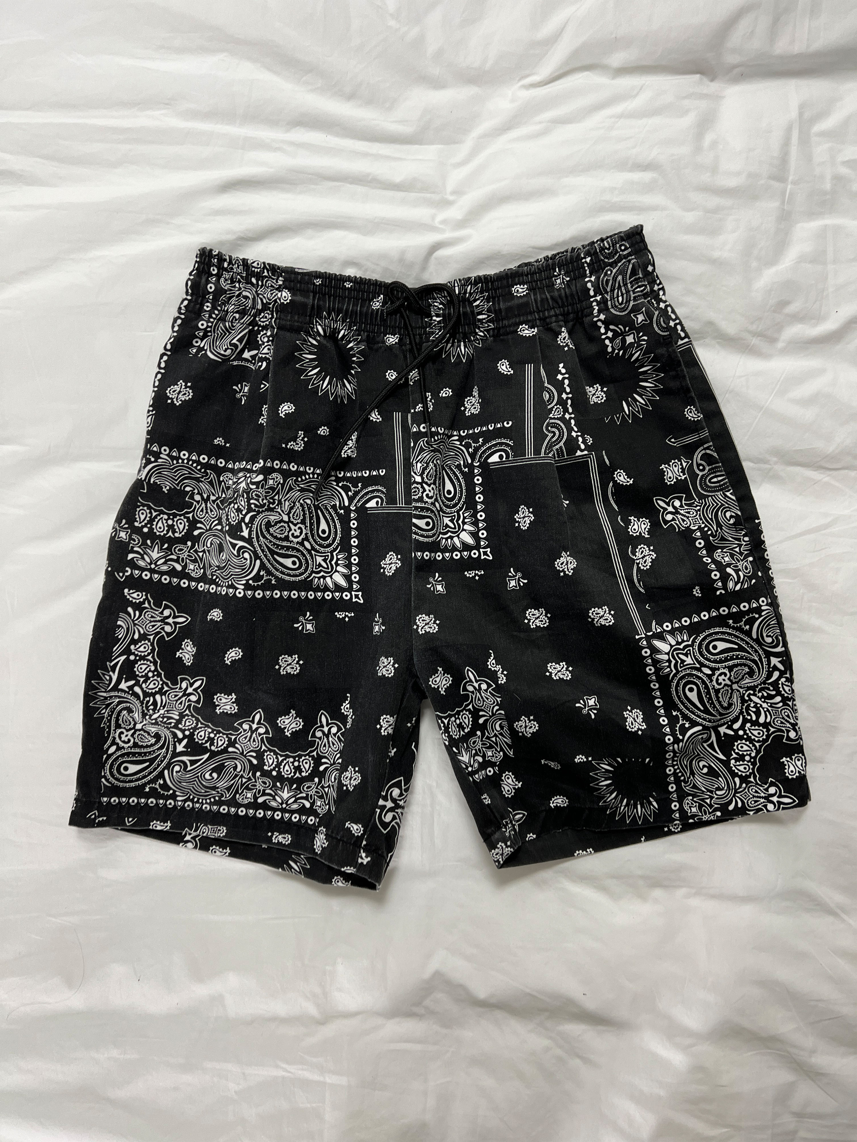 FREAKS STORE paisly shorts