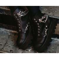 [BRM1963940] 티유케이 블랙 7 홀 체인 &amp; 스트랩 Dino 러그 부츠 우먼스 A9752  T.U.K. Black 7-Eye Chain Strap Lug Boot Boots