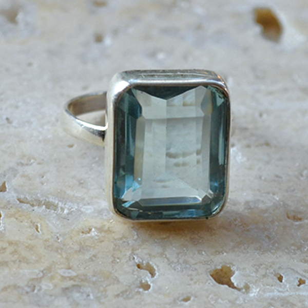 12 Ct aquamarine