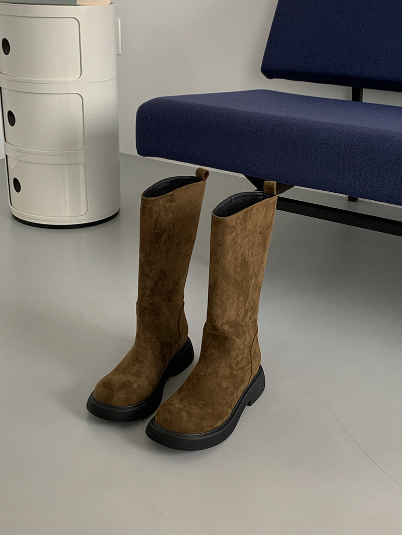 suede round boots