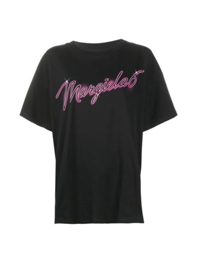 LOGO PRINT T-SHIRT MM6 로고 프린트 티셔츠 - 아데쿠베