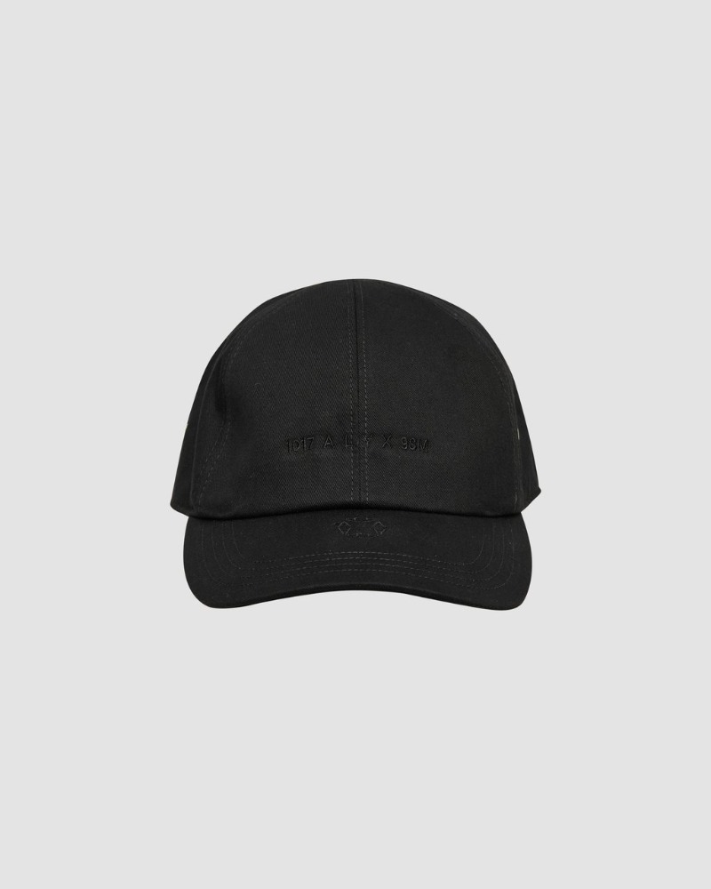 BLACK LOGO BALL CAP  알릭스 블랙 로고 볼 캡 - 아데쿠베