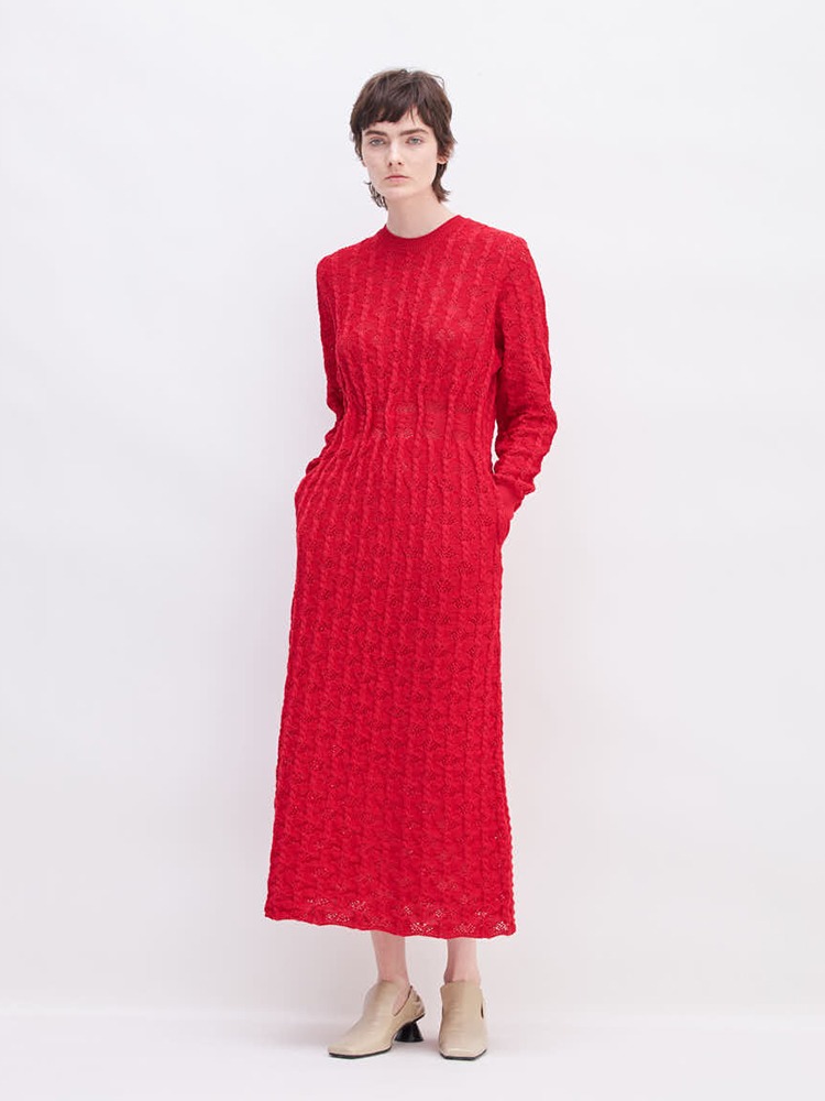 RED WAIST TUCK KNIT DRESS  아키라 나카 레드 웨이스트 턱 니트 드레스 - 아데쿠베