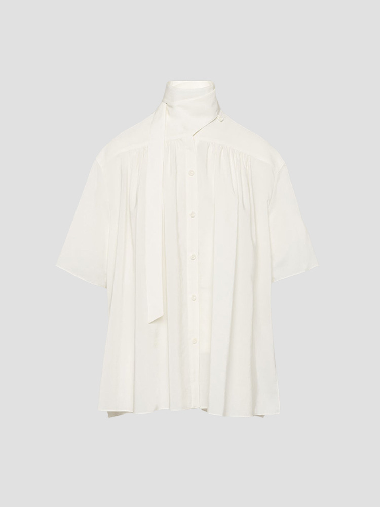 WHITE FABIANA SHIRT  아키라나카 화이트 파비아나 셔츠 - 아데쿠베