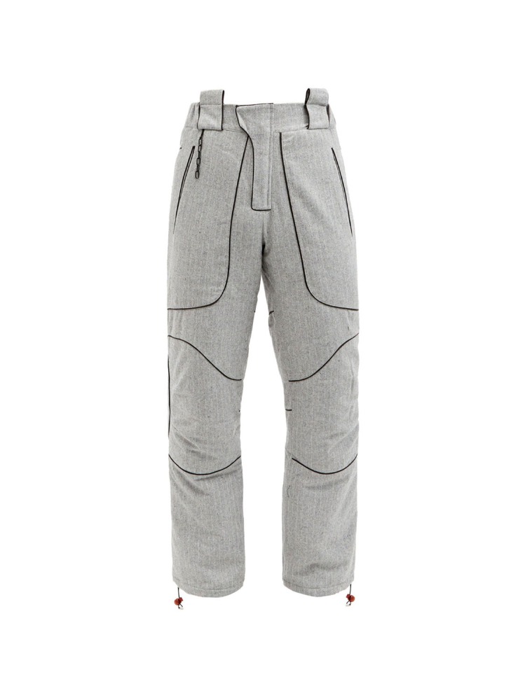 GREY PIN STRIPES HIKING TROUSERS  보라미 비귀에 그레이 핀 스트라이프 하이킹 트라우저 - 아데쿠베