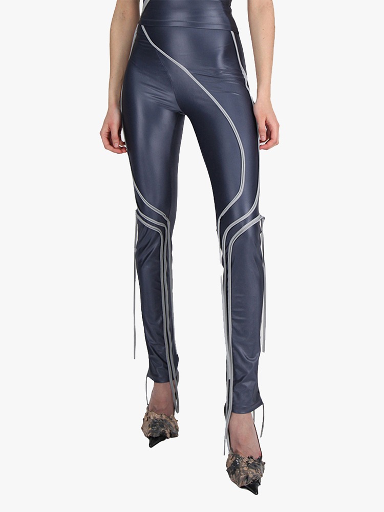 STEEL STRAPPY METALLIC LEGGINGS  오토링거 스틸 스트래피 메탈릭 레깅스 - 아데쿠베